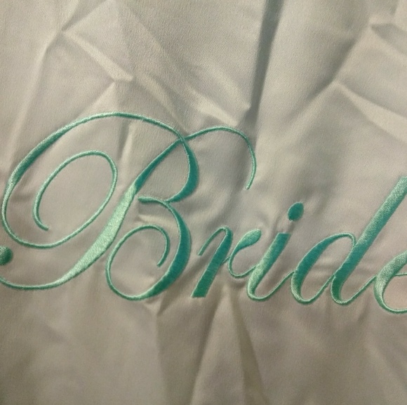 Bridal Robe - Picture 4 of 4